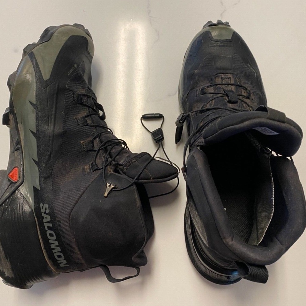 Salomon  Cross Hike  Boots     Black  Great Condition